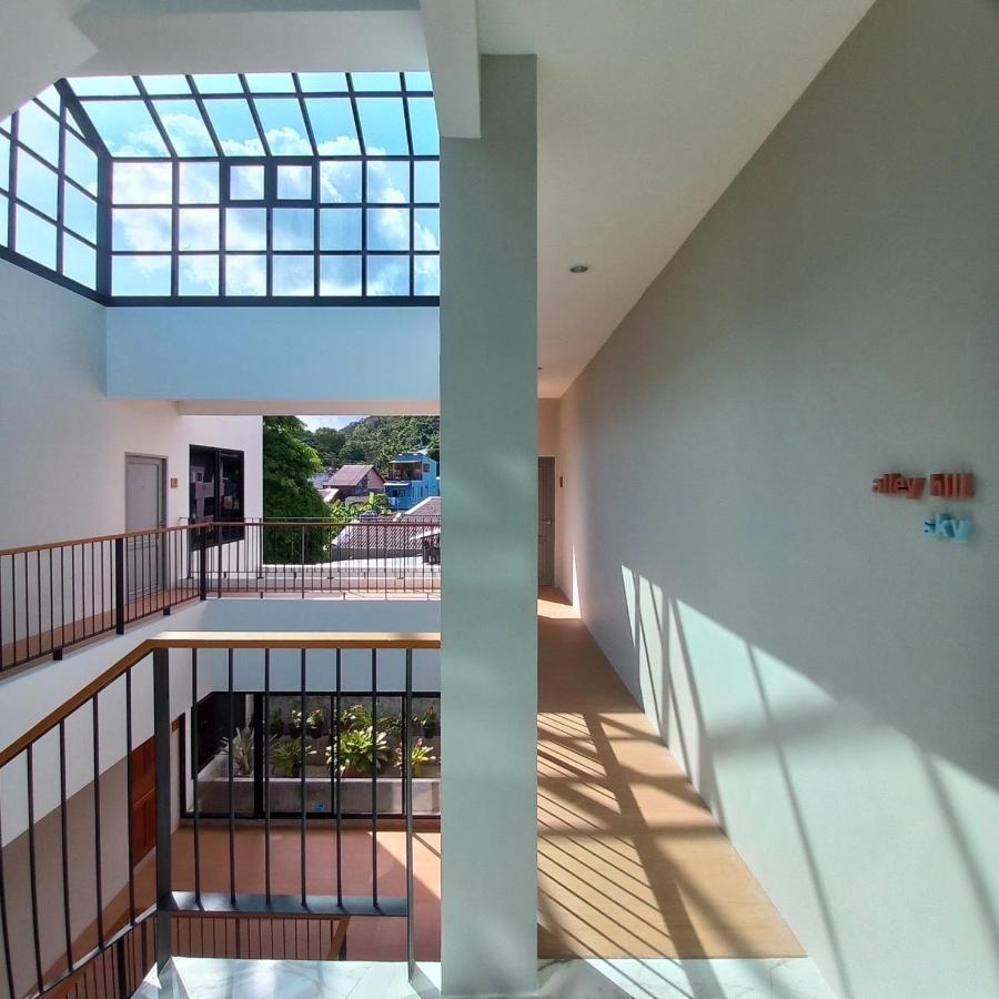 Alleyhill Phuket - Private & Cozy Boutique Eksteriør billede